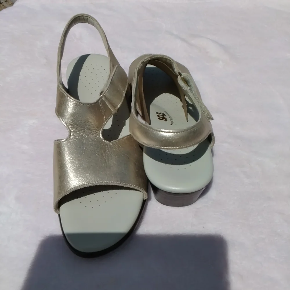 SAS Kids Metallic Gold Slingback Sandals